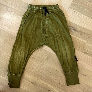 Nununu boys drop crotch pants size 4/5